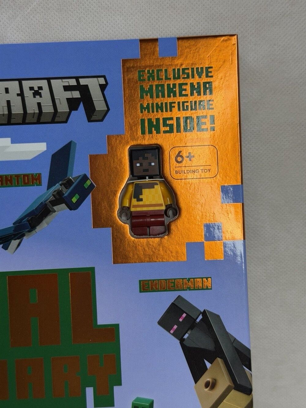 LEGO Minecraft Visual Dictionary Hardcover DK Book w/ Exclusive Minifigure NEW - Picture 2 of 5